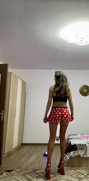 Ruxx 32 Skinny Girl Incall + Outcall verificata poze + video damelux